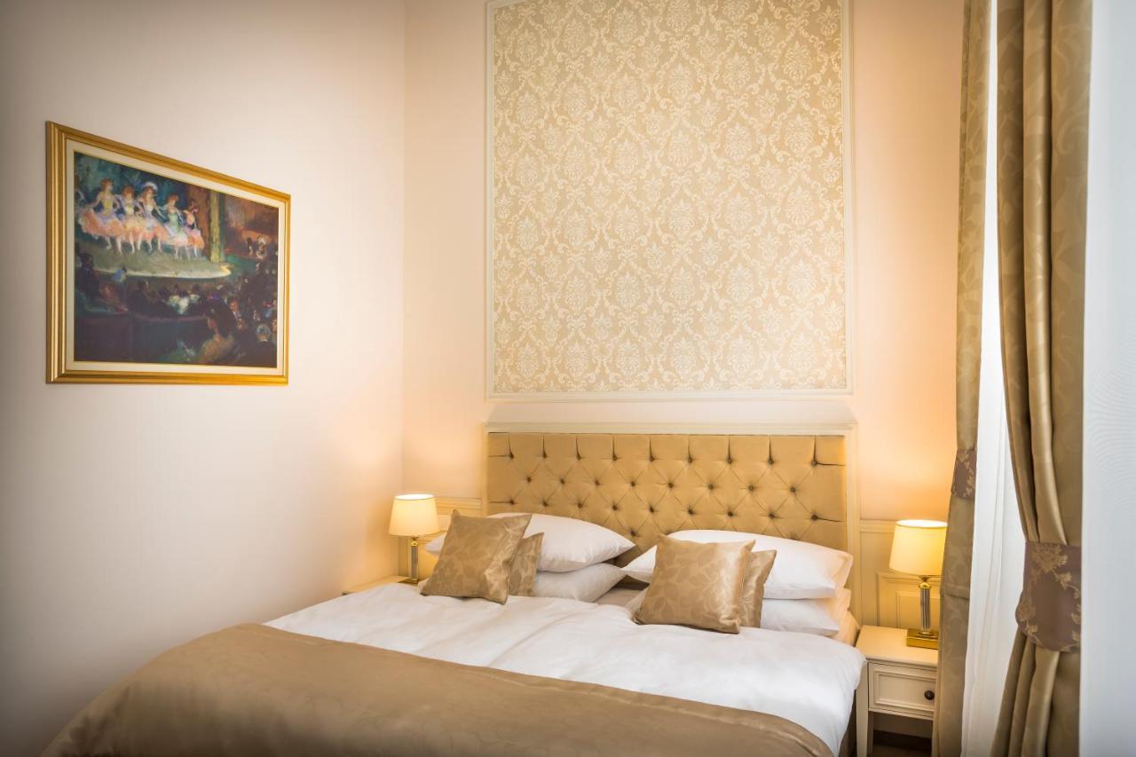 Hotel Bellevue - Liburnia Opatija Zewnętrze zdjęcie
