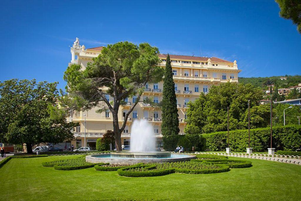 Hotel Bellevue - Liburnia Opatija Zewnętrze zdjęcie